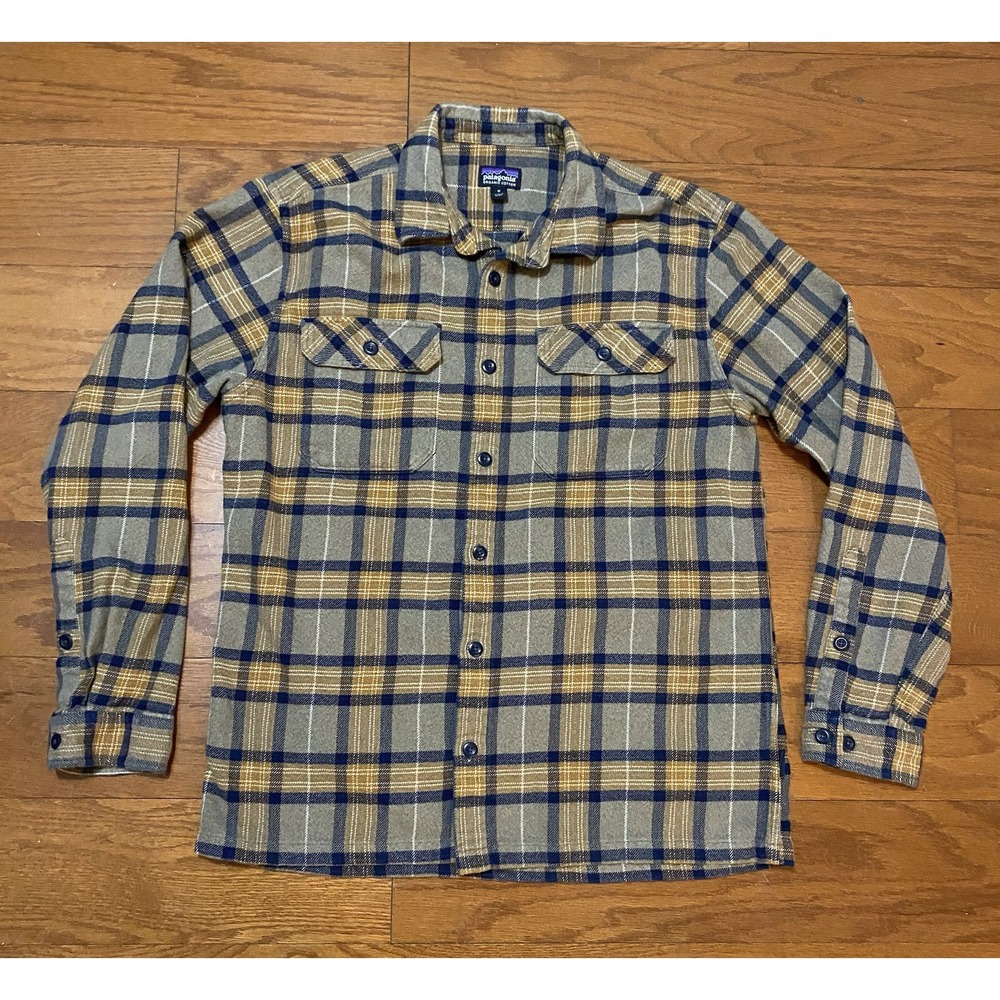 Patagonia Men's Long-Sleeved Organic Cotton Flannel Shirt Medium Excellent Condi